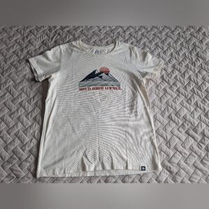 Arbor Collective Mountain High T-shirt  Woman's L Off White Tee Wild High & Free